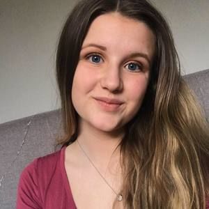 Meet your Posher, Olivia